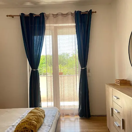 Apartment Jure *