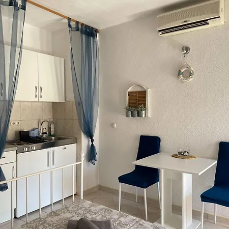 Jure Apartmán Promajna